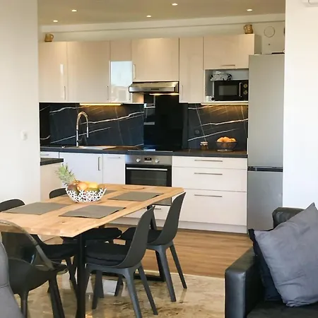 4 Pieces 3 3 Salles De Bains 6 Couchages Vue Mer, 100 M Des Plages Apartment *