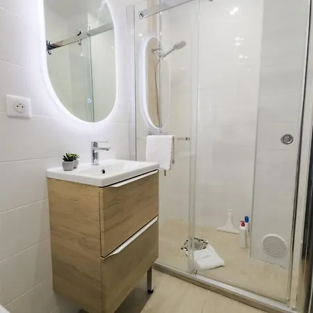 4 Pieces 3 3 Salles De Bains 6 Couchages Vue Mer, 100 M Des Plages * Cannes