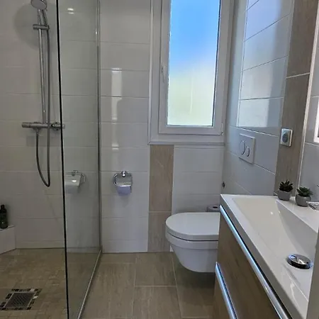 4 Pieces 3 3 Salles De Bains 6 Couchages Vue Mer, 100 M Des Plages Apartment *