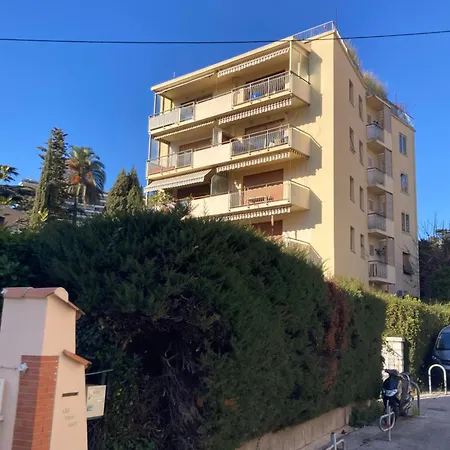 Cannes, Sea View, Access, 3-bedroom Apartment, 100 M2, 3 Bathrooms, Sleeps 6, 100 Meters From Appartamento Cannes